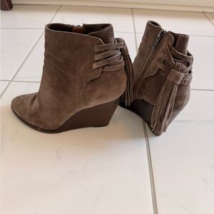 Women's Frye CeCe Fringe Wedge Suede Booties - Mushroom Brown